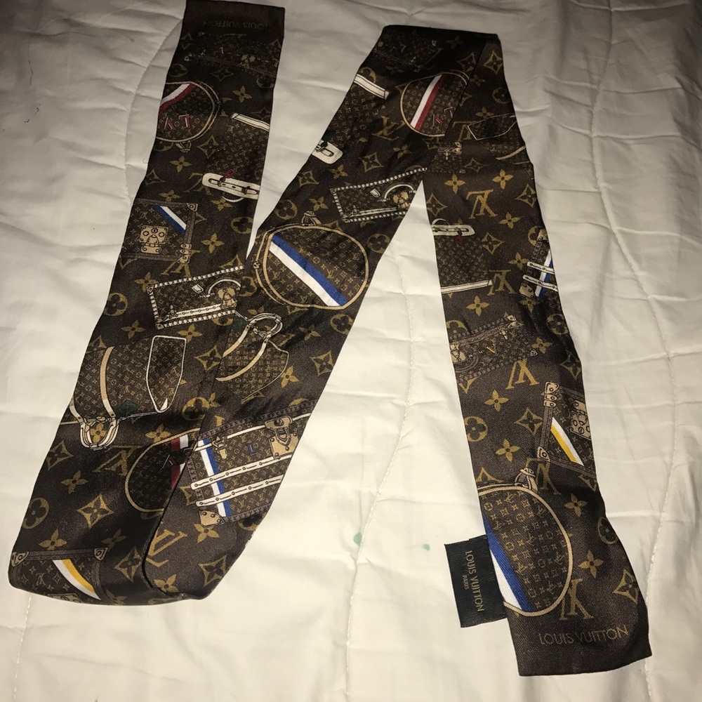 SOLD 🚫❌Louis Vuitton Bandeau